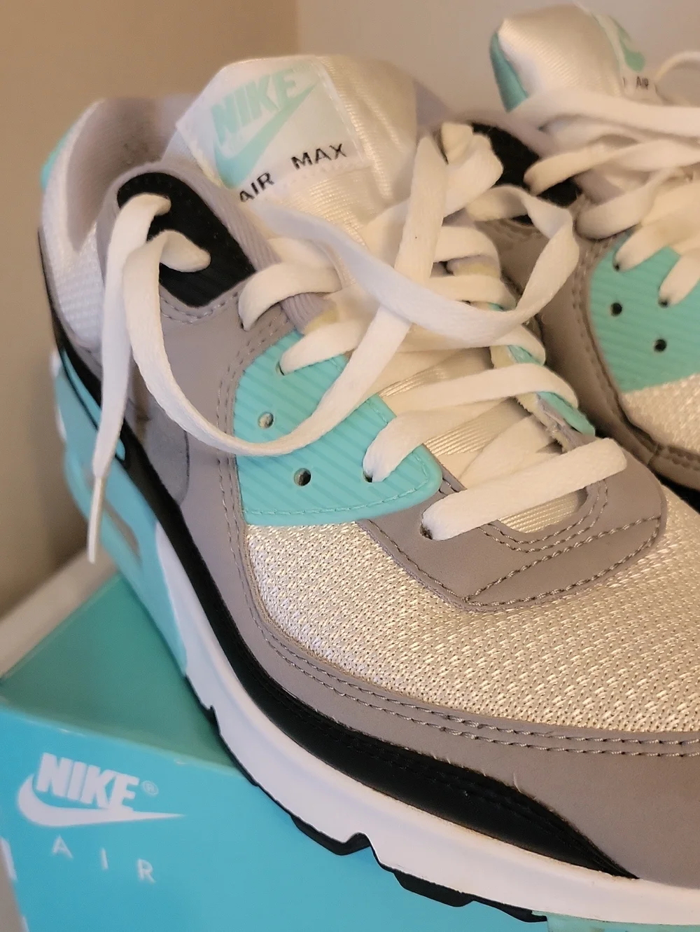Mens Nike Air Max 90 White/particle Grey Hyper Turq